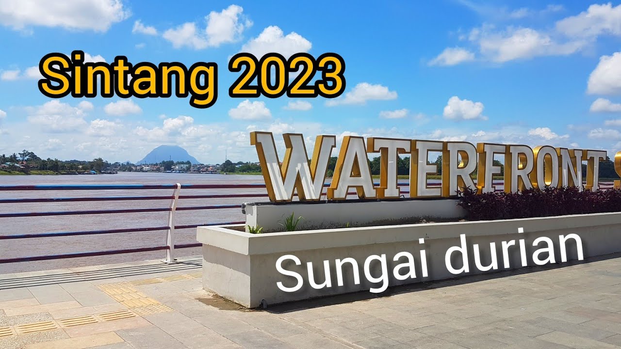 Berjajar gedung gedung tinggi tidak kalah dengan kota besar lain/calon ibukota provinsi kapuas raya