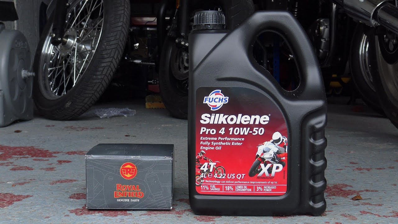 Royal Enfield Interceptor 650 service guide Part 1, oil change with Silkolene's Rasberry Goodness!