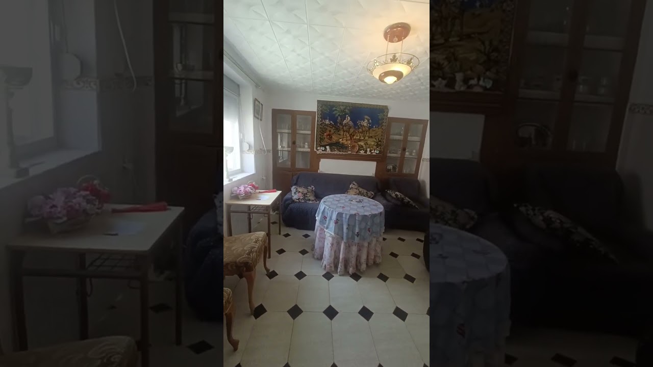SE VENDE CASA EN POZOHONDO DE 5 HABITACIONES Y PATIO 40 METROS POR 39000€