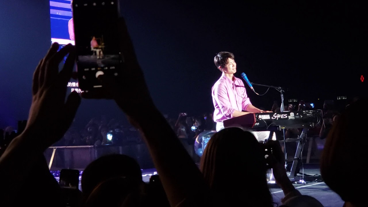 190316 Park Bo Gum Asia Tour in Hong Kong - 月亮代表我的心 (The moon represents my heart)
