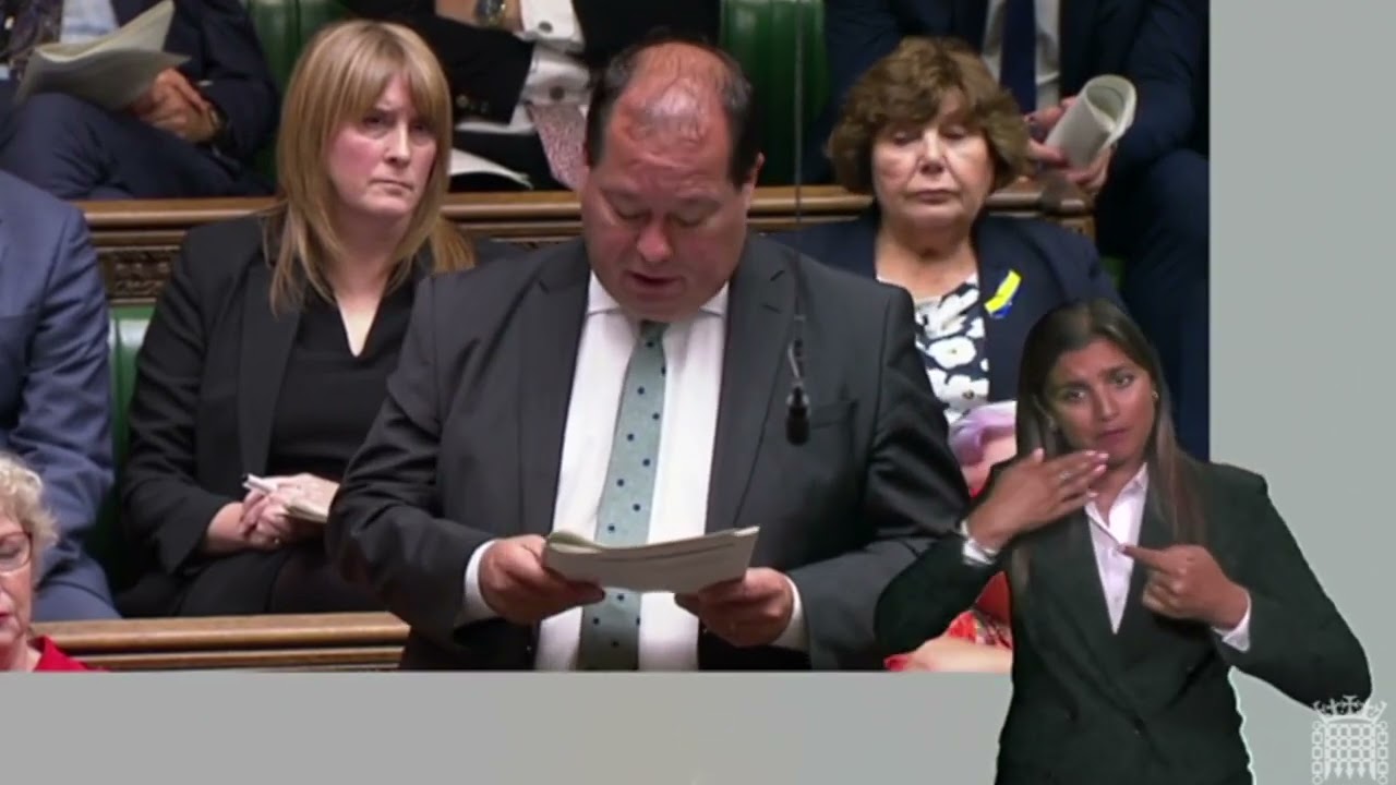 Gerald Jones,  Labour MP for Merthyr Tydfil and Rhymney, raises sarcoma at PMQs