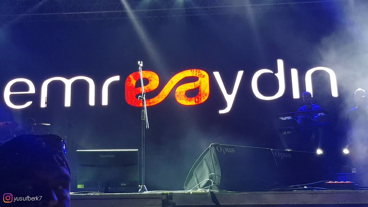 Emre Aydın - Intro & Kim Dokunduysa Sana Ona Git (Kuşadası Gençlik Festivali 2018 #kgf2018)