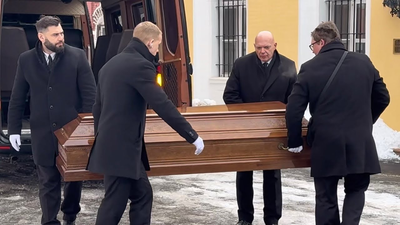 ОБШИРНЫЙ ИНСУЛЬТ В 57 ЛЕТ | ТИХИЕ ПОХОРОНЫ И МОГИЛА АКТЁРА ИЗ СЕРИАЛА БРИГАДА И СКЛИФОСОВСКИЙ 