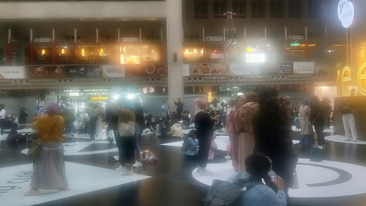 DISINILAH TEMPAT PARA GARANGAN TAIWAN,PARA SUHU TAIWAN BERKUMPUL😅😁😅
