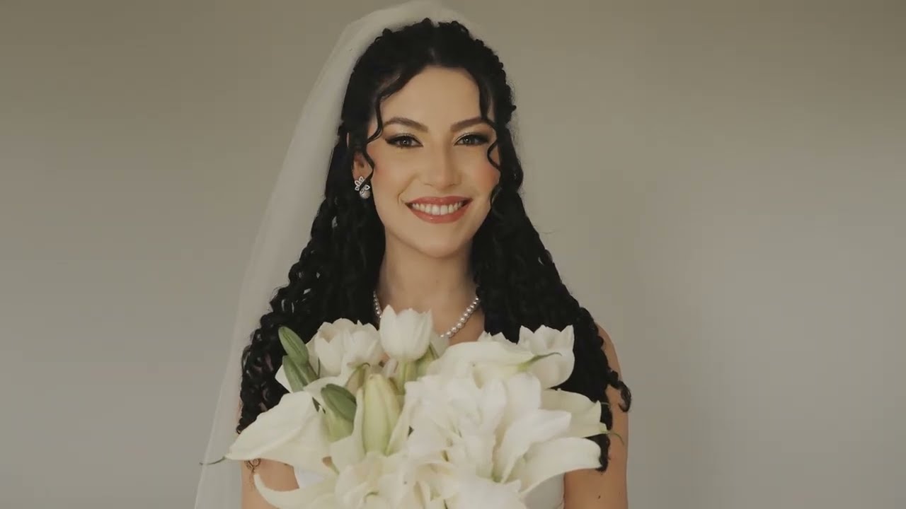 ALINE  E CHRIS - TRAILER