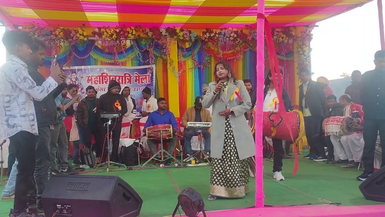 प्रीति मेहर ठेठ नागपुरी शिवरात्रि बड़ा बनाई 