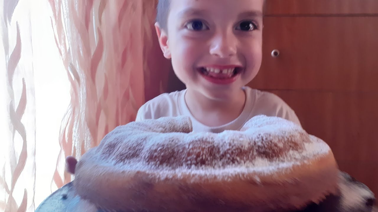 Little Chef Dimi👨‍🍳Making Nesquik Cake 🍩 #cookingshow @MommyandDimi