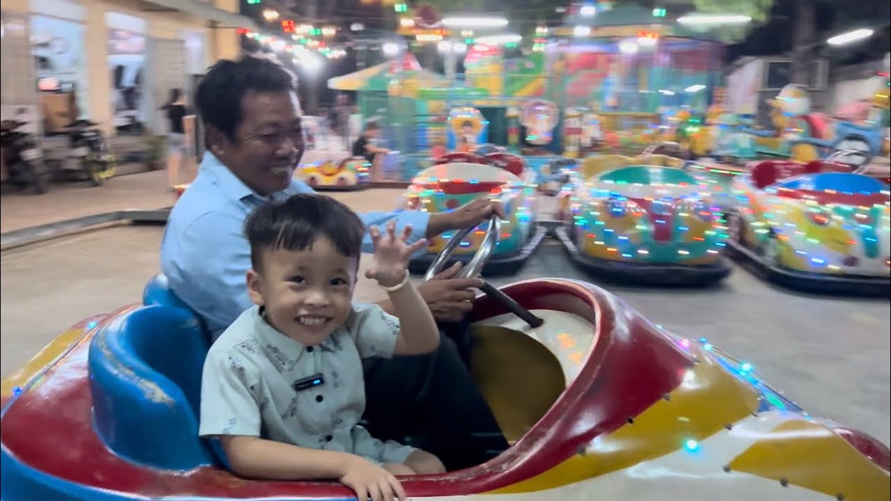 Chuột Được Cha Chiều Cho Đi Chơi Trước Rồi Đi Ăn Sau #ngocdieuvlog #chuotdichoitrochoi