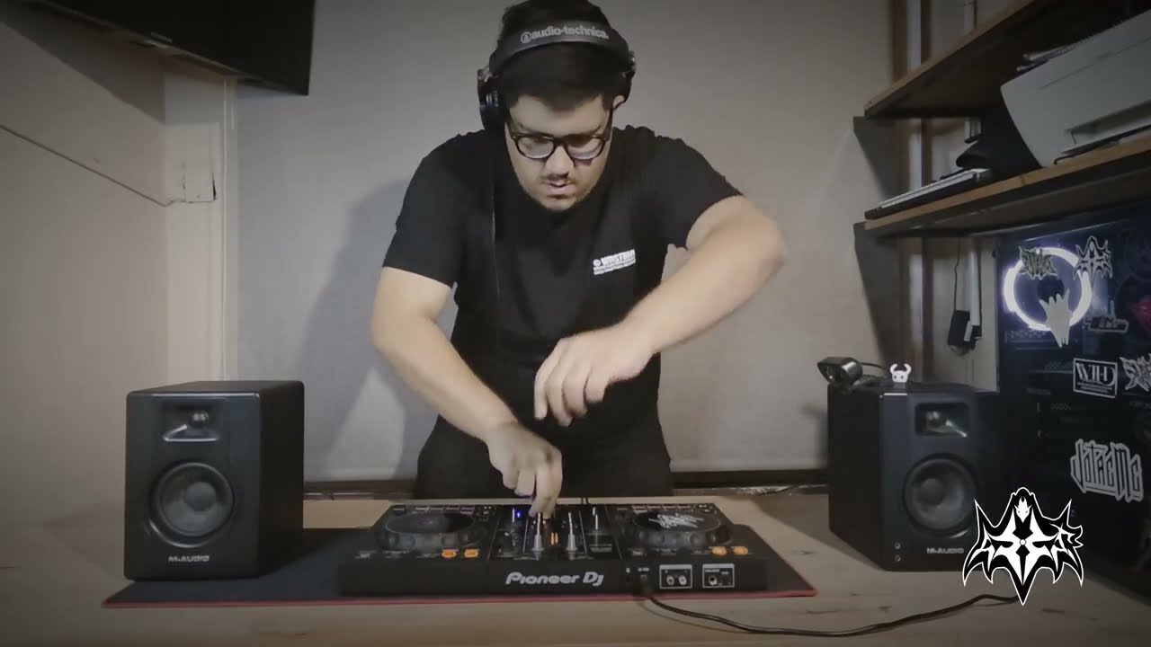 AXS IS BACK MIX (Dubstep, Brostep, Briddim, Moombahton)