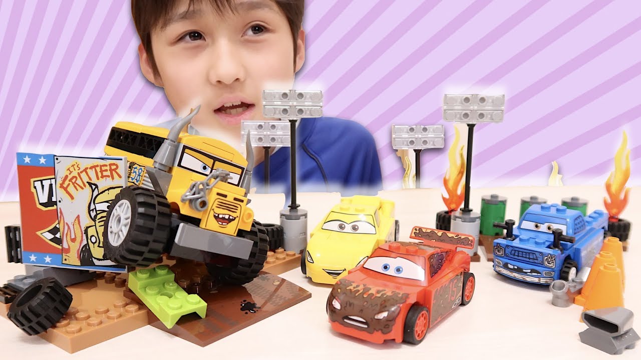 カーズ3のレゴ・ジュニア サンダーホローのクレイジー８レース ミス・フリッター vs. マックイーン【かとちゃん】