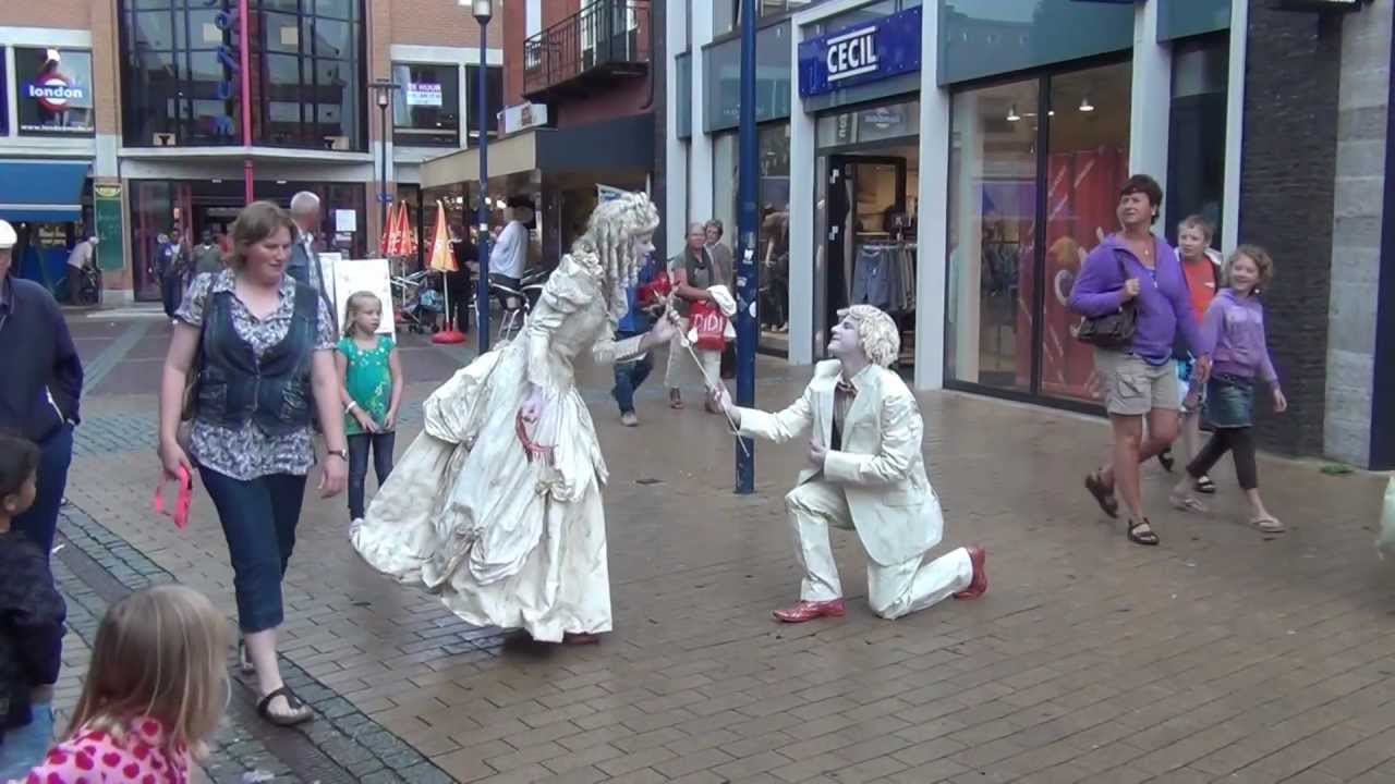 Living statues - Human statues in Assen