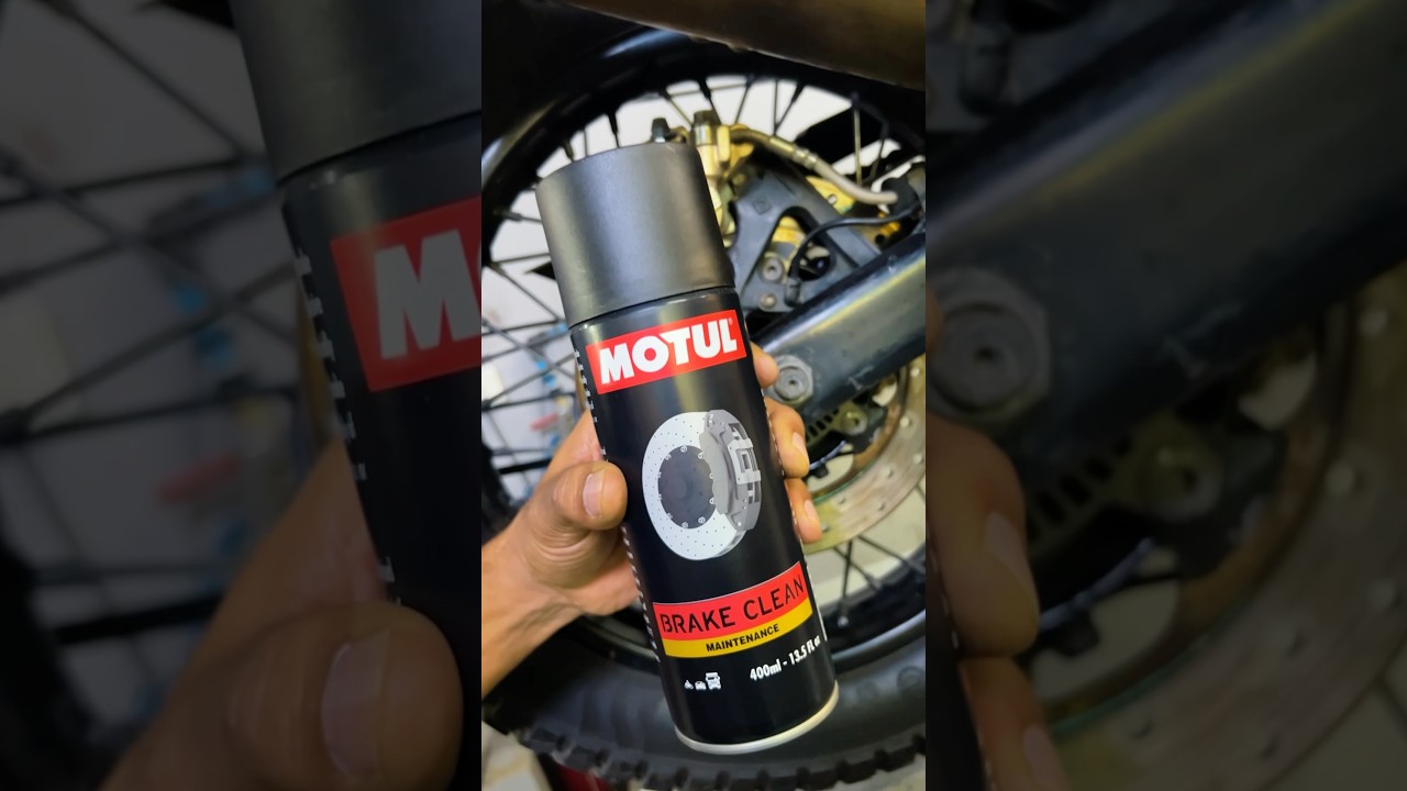 MOTUL Brake Cleaner. Give your bike the stopping power it deserves. #Motul #brakecleaner #bikecare