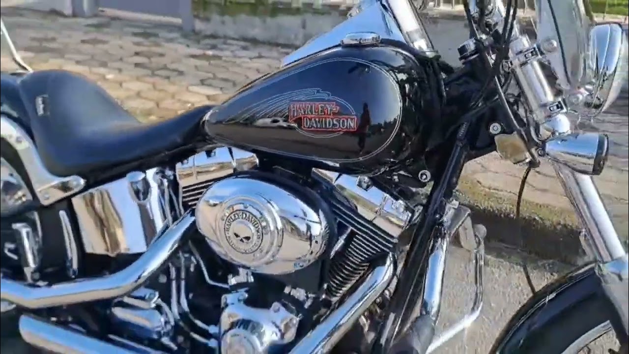 HARLEY DAVIDSON SOFTAIL CUSTOM STUPENDA