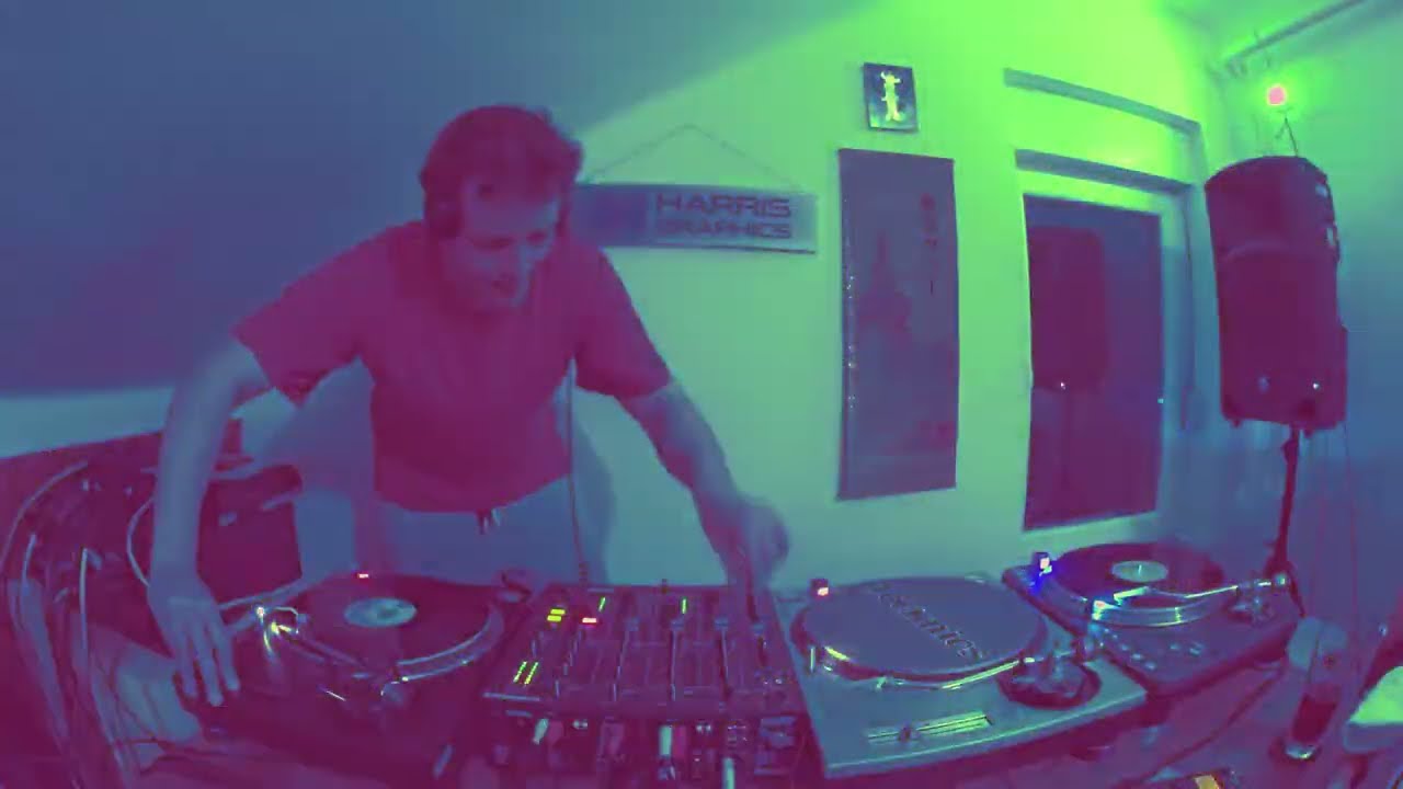 Drum and Bass mix from Vinyl  liquid & old school  by Substah 2024 12 31