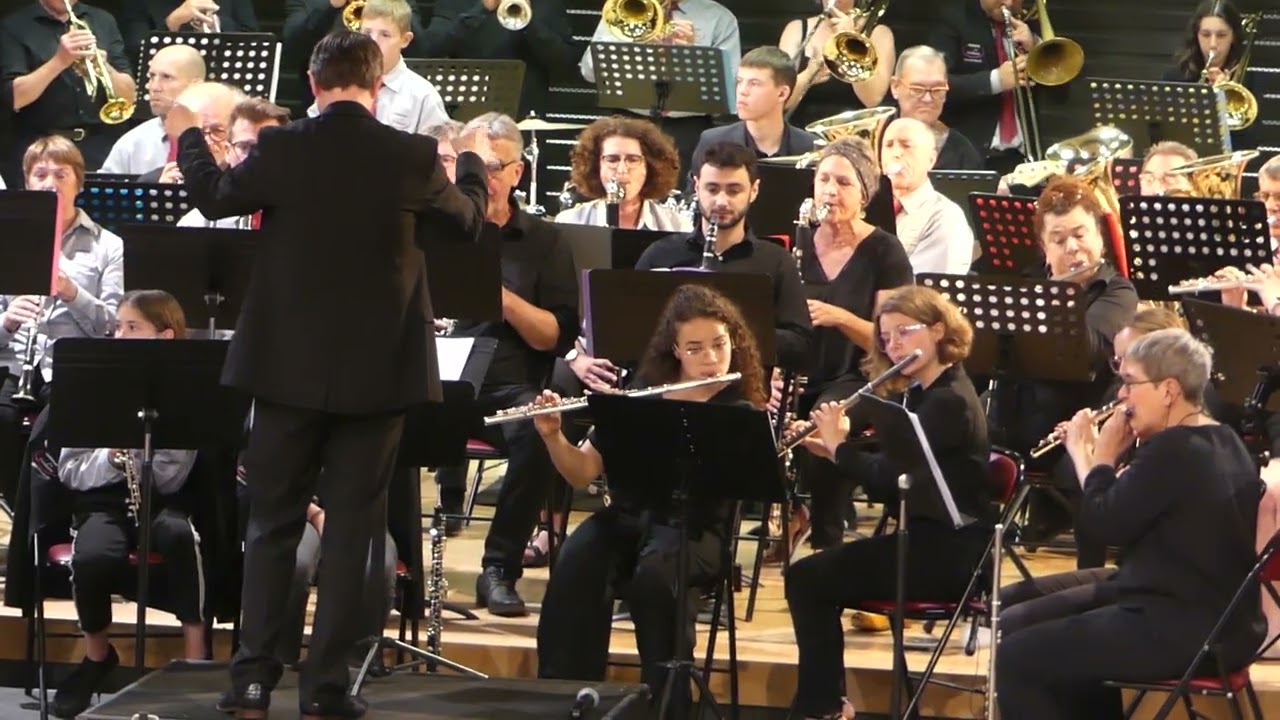 THE GREEN LANDS Dan Ar Braz arr. Jean Hamel