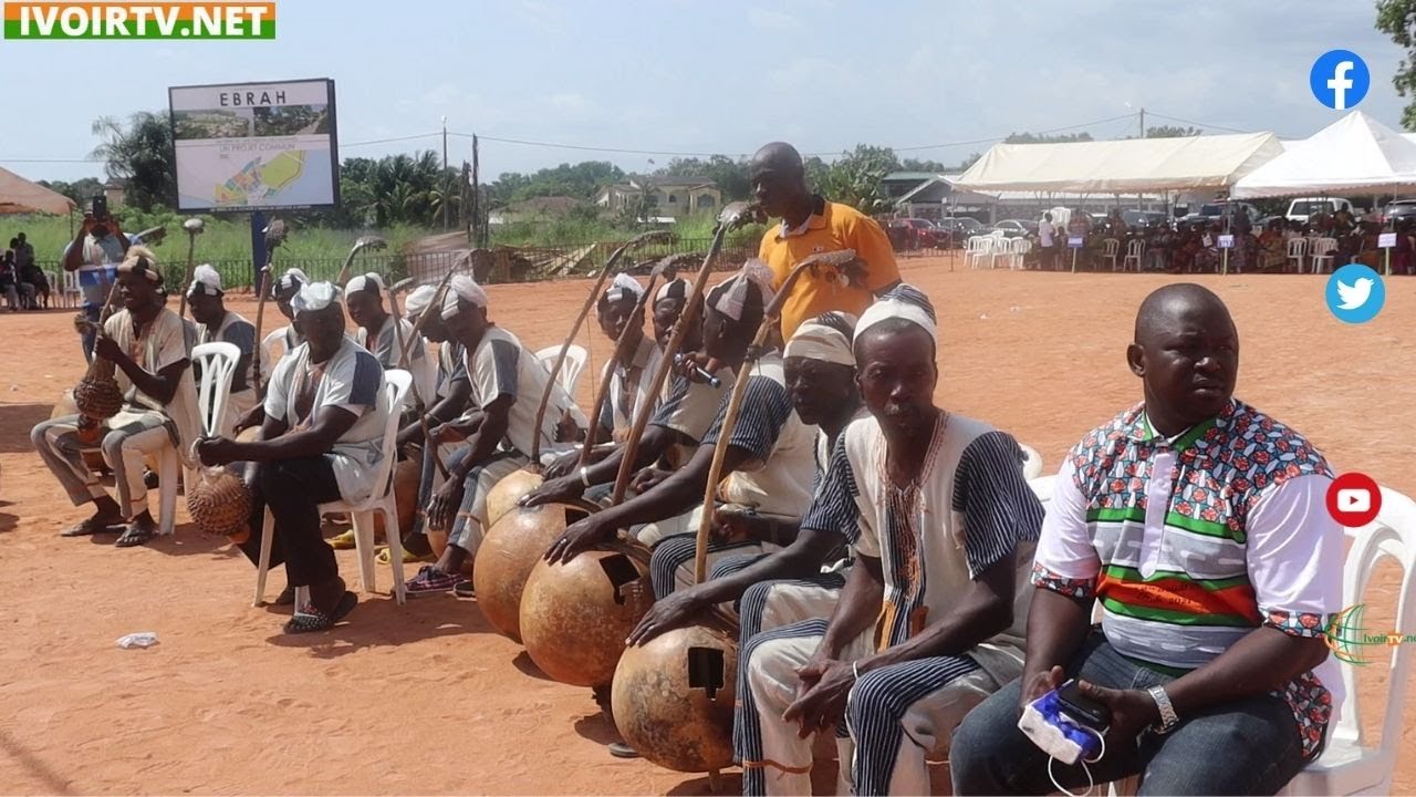 Le groupe de danse “Boloye” de Lataha rend hommage à Amadou Gon Coulibaly à Ébrah