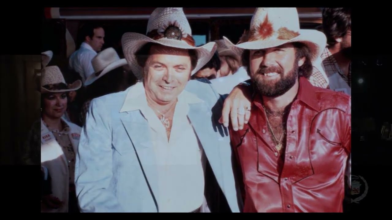 🎤 Mickey Gilley & Johnny Lee — rare concert footage live in Southeast Texas! 🤠🎶
