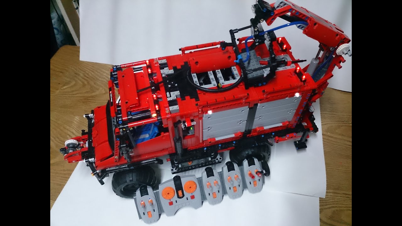 LEGO RC Unimog Firetruck MOC Technic motorized/Full PF