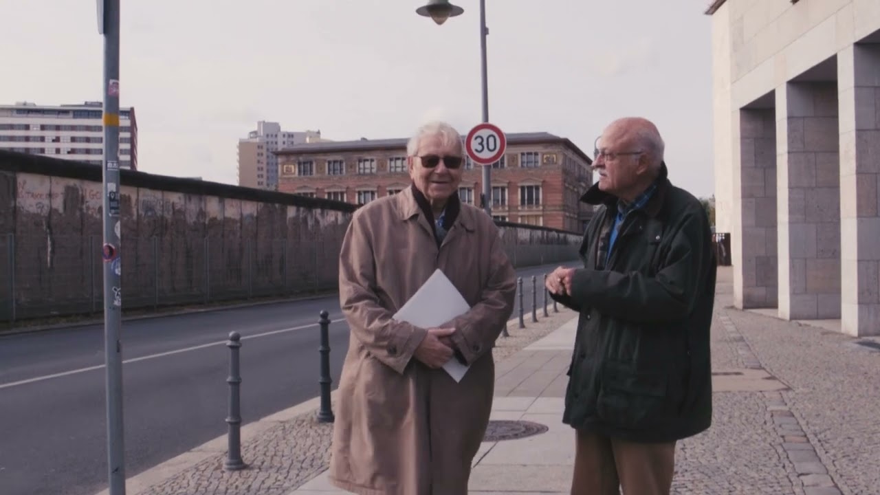 BERLIN: Treffpunkt «Niederkirchnerstraße»