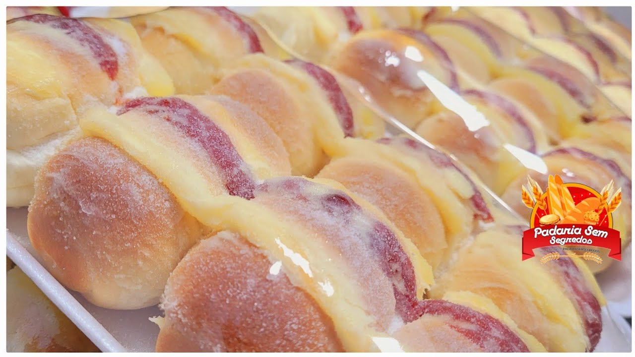 Paozinho Doce queijo goiabada e creme uma delícia