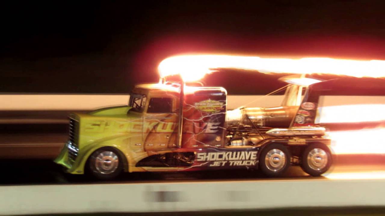 Shockwave Jet Truck  2016 Lebanon Valley Dragway Night Of Fire