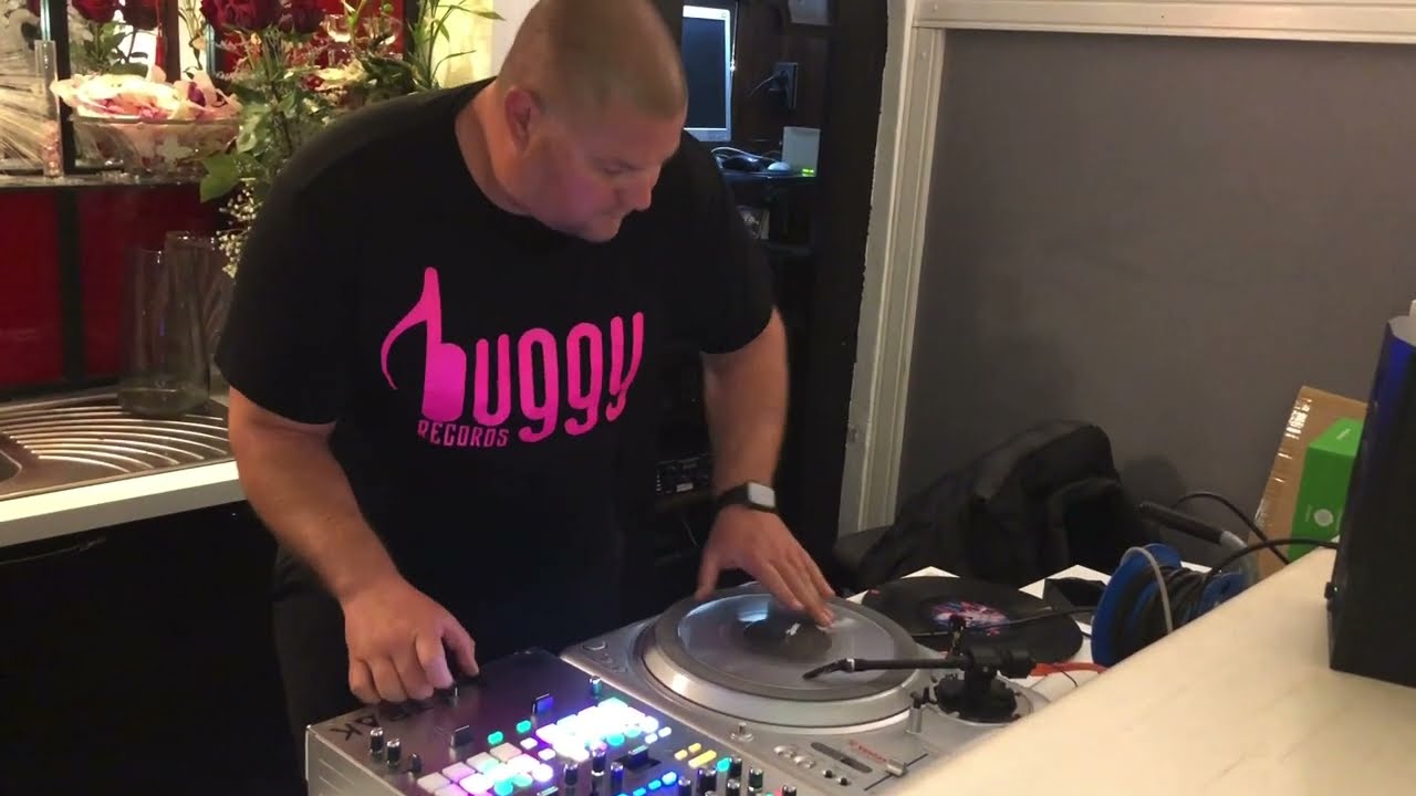 Rane Seventy A-Trak Signature Edition ⚡️ Unboxing w/ Dj Flux