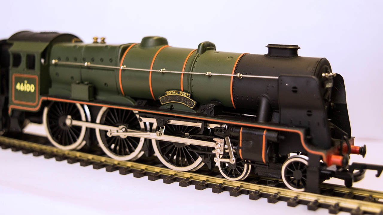 Unboxing The Royal Scot By Mainline