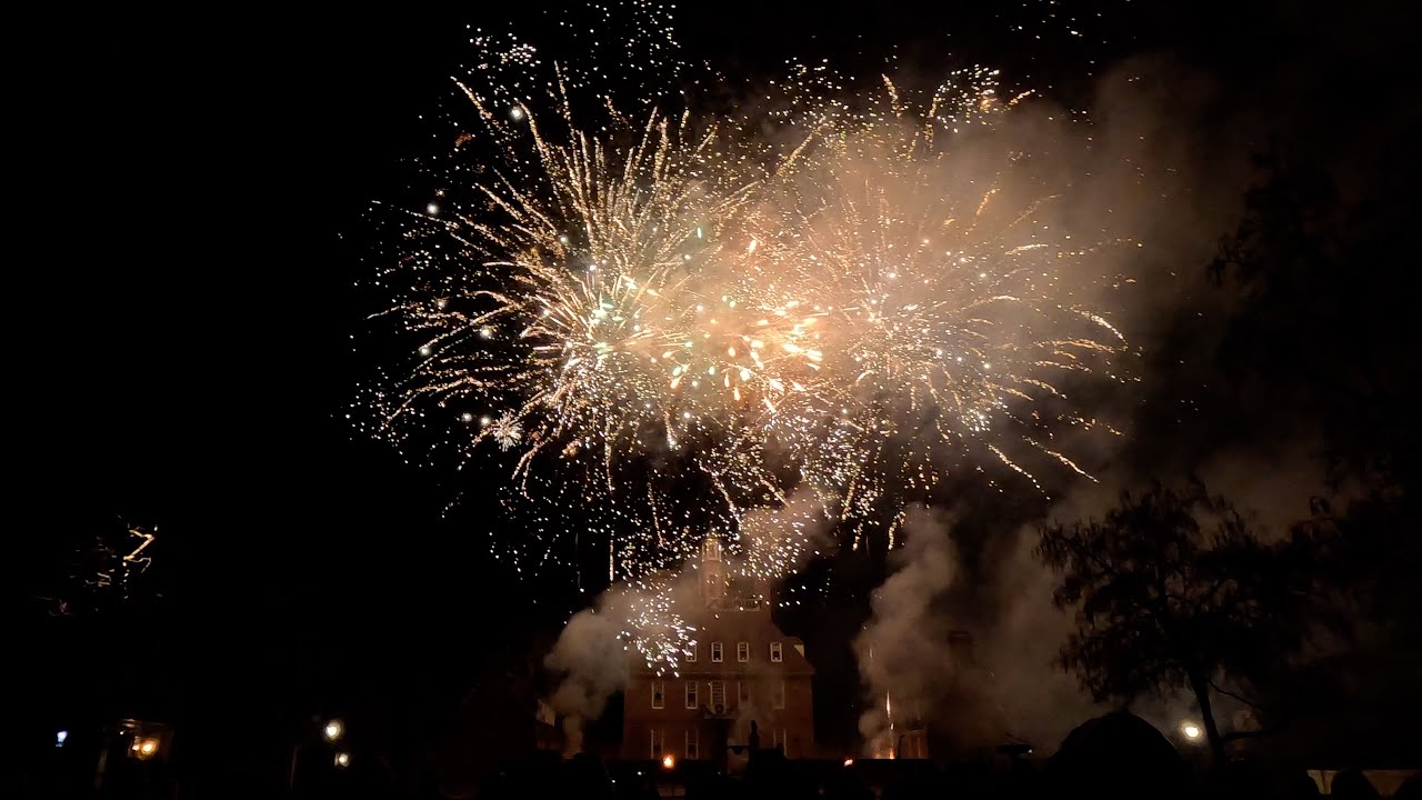 Colonial Williamsburg Grand Illumination 2025 (Merry Christmas!)