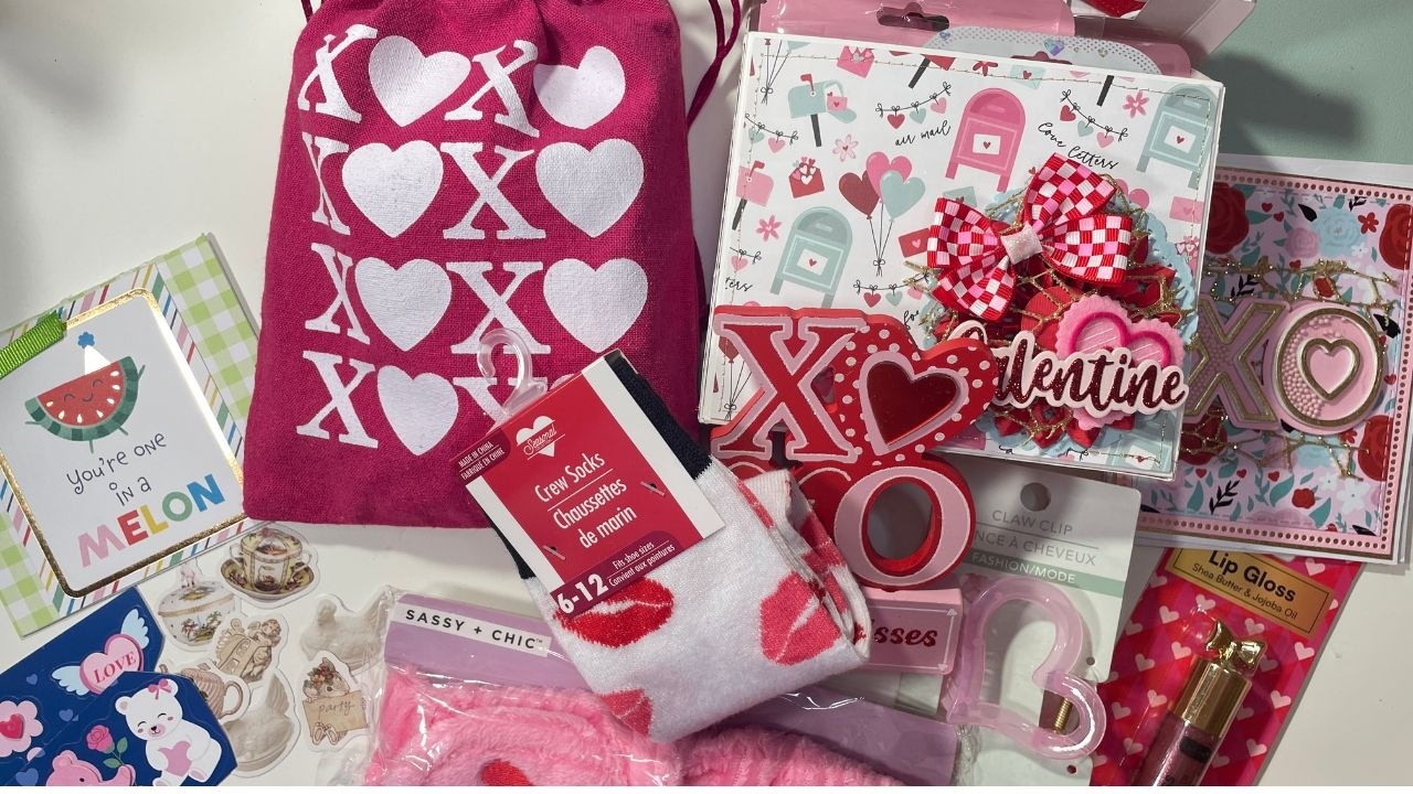 Happy Mail/Galentine Mail from Lupe and Bethany @Your_Crafty_BFF