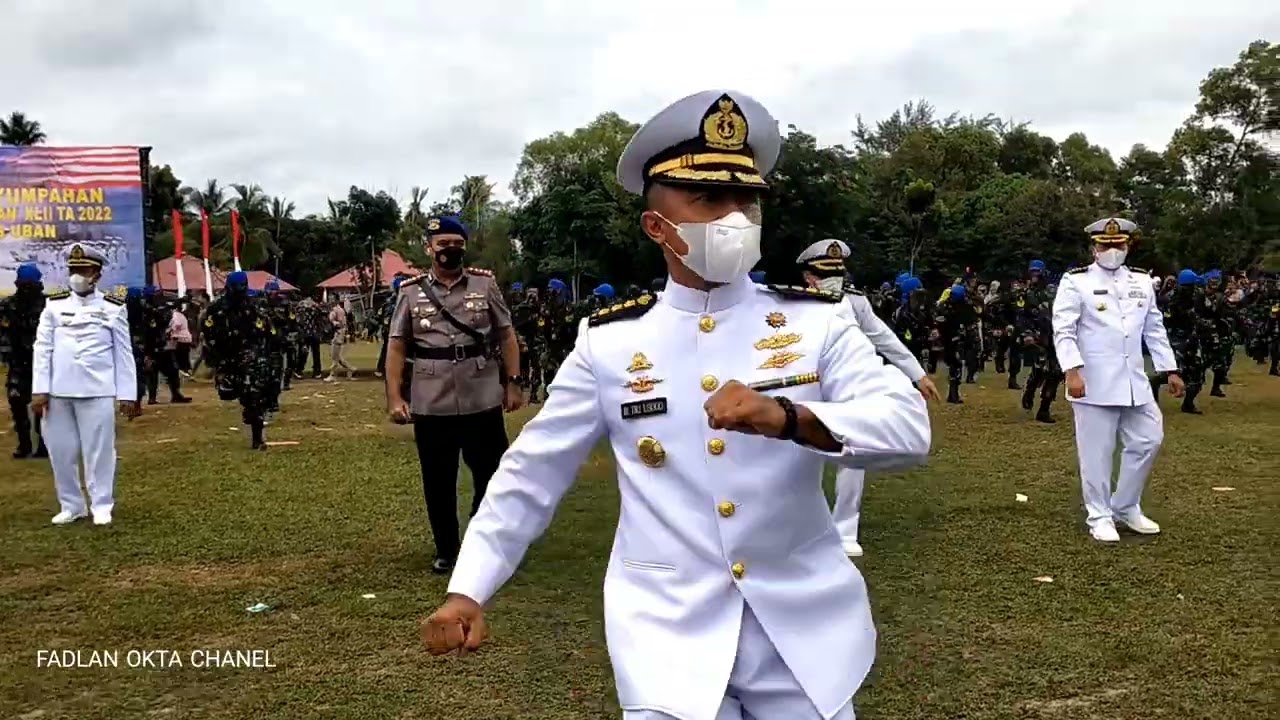 Jajaran Kodiklatal dan Siswa Satdik-1 Senam Gending Jalesveva Jayamahe