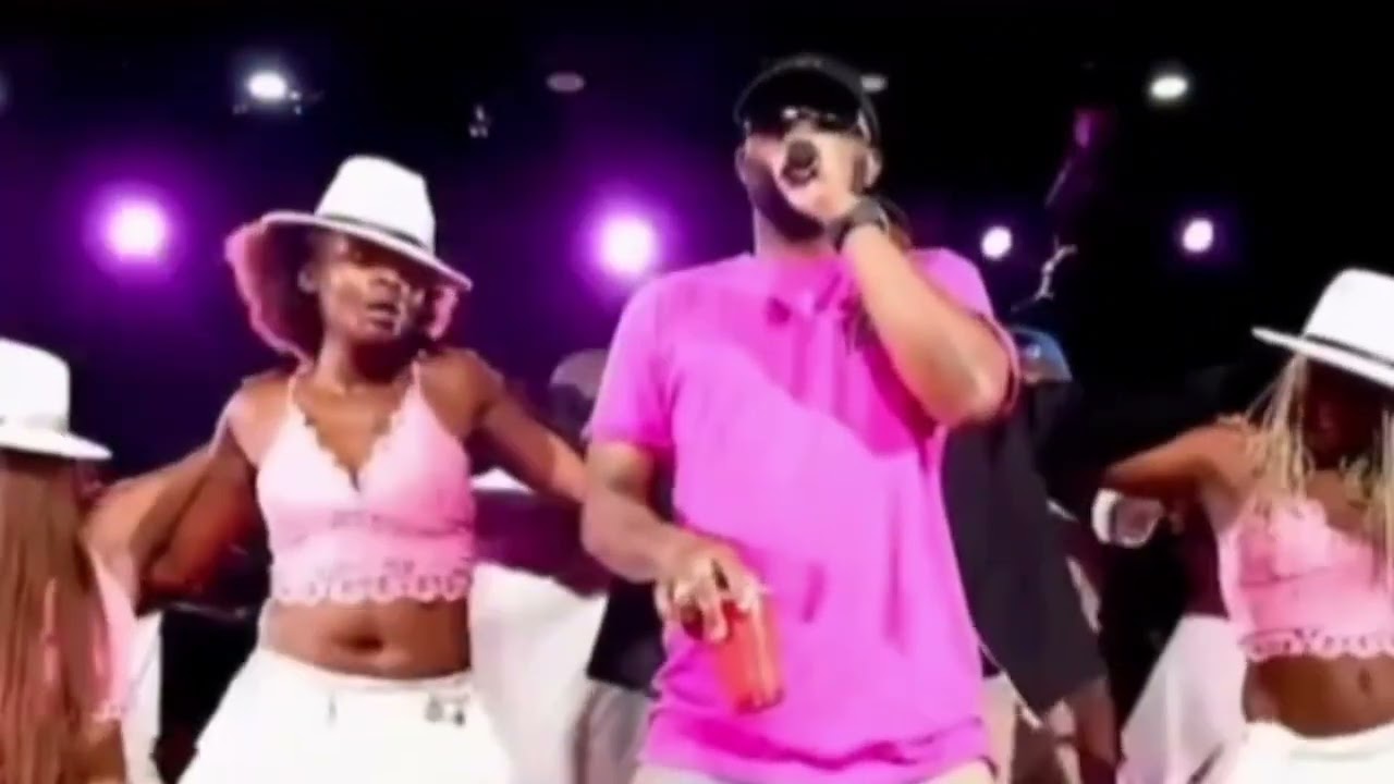 Fally Ipupa : 207 freestyle ( Concert live )