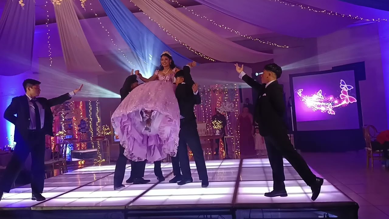 Entrada y Vals principal XV Johana 💜🍀