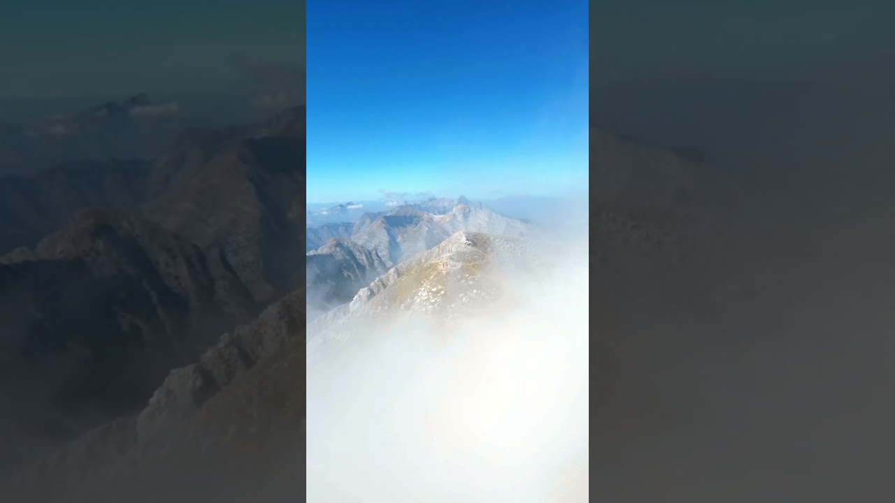 In volo sulla bellezza Pania della croce - Alpi Apuane