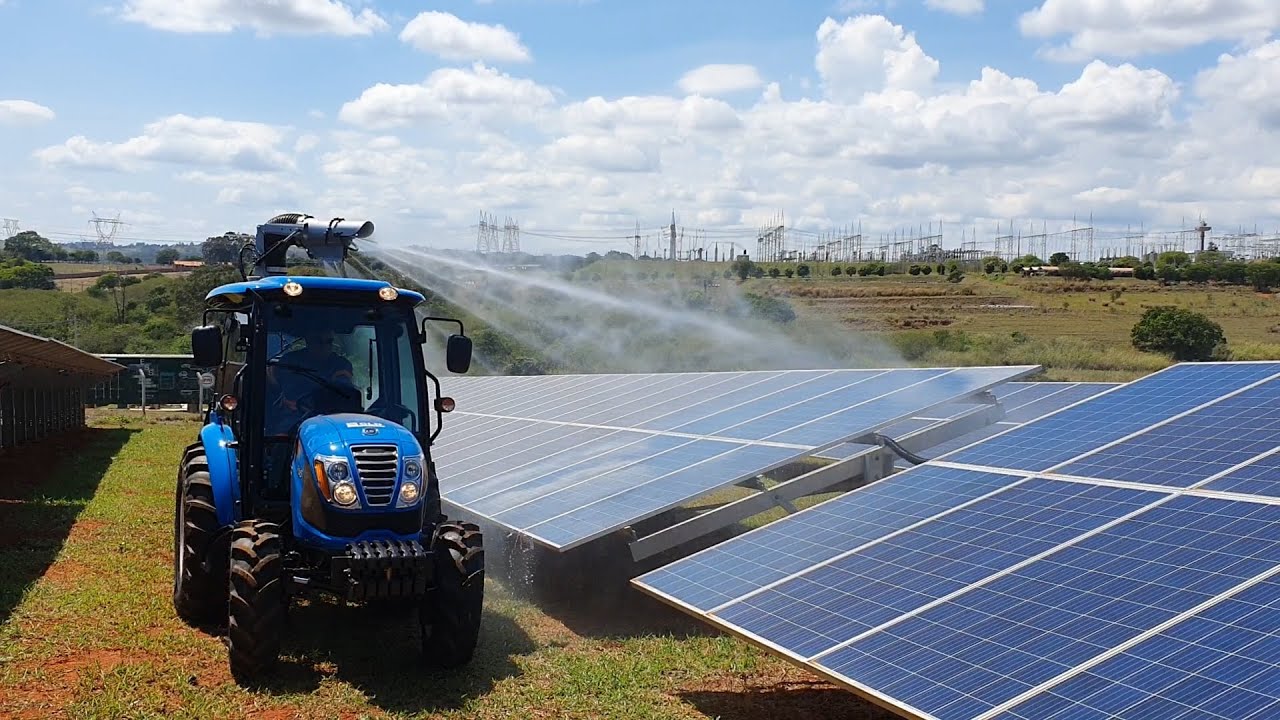 Como é feita a limpeza dos painéis fotovoltaicos?