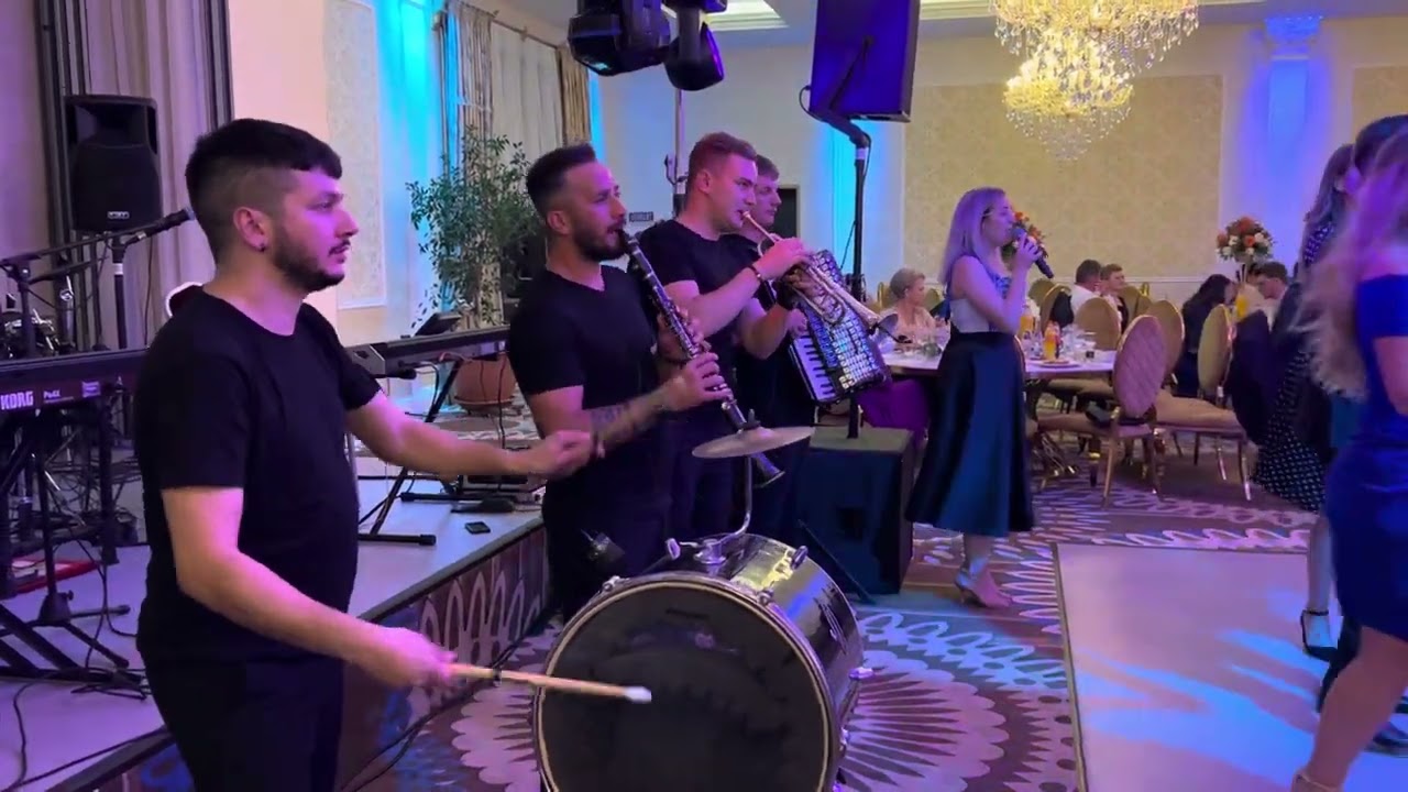Trupa EVEN (fosta ExclusivBand)  - Distractie la superlativ ❤️ Nunta Ballroom Casa Lux 2023