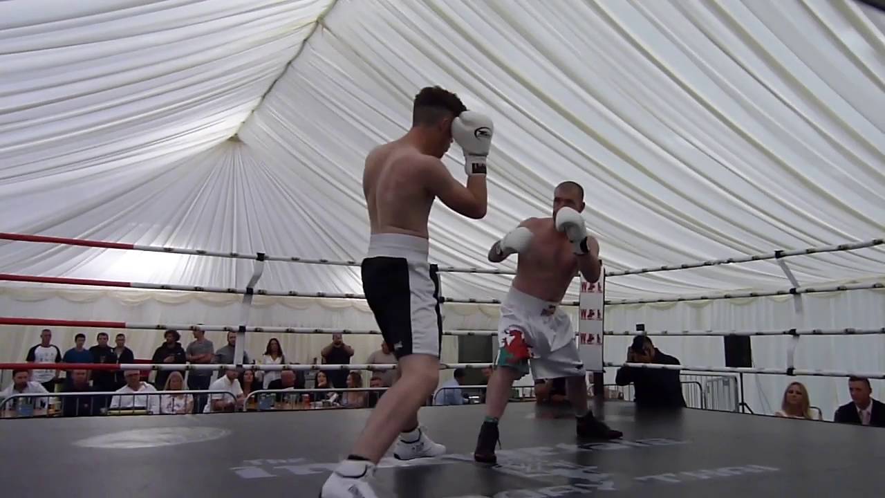 Welsh Combat League 2 -  Carl Ellis vs Gerriant Roberts