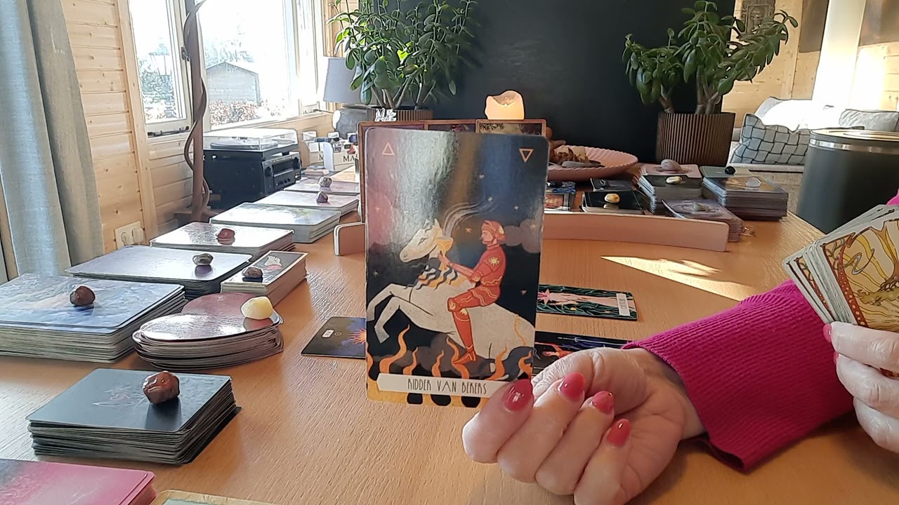 🐲🌷Dagboodschap 29 + 30 maart 2025✨Doorbreek het patroon, kom voor jezelf op🍀Eigenwaarde! 🌕🐉💫❤️