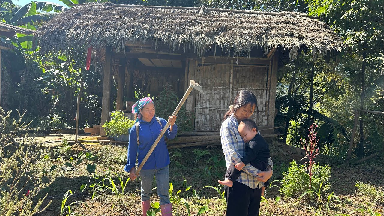 Poor Single Mother Was chased away until someone reached out to help