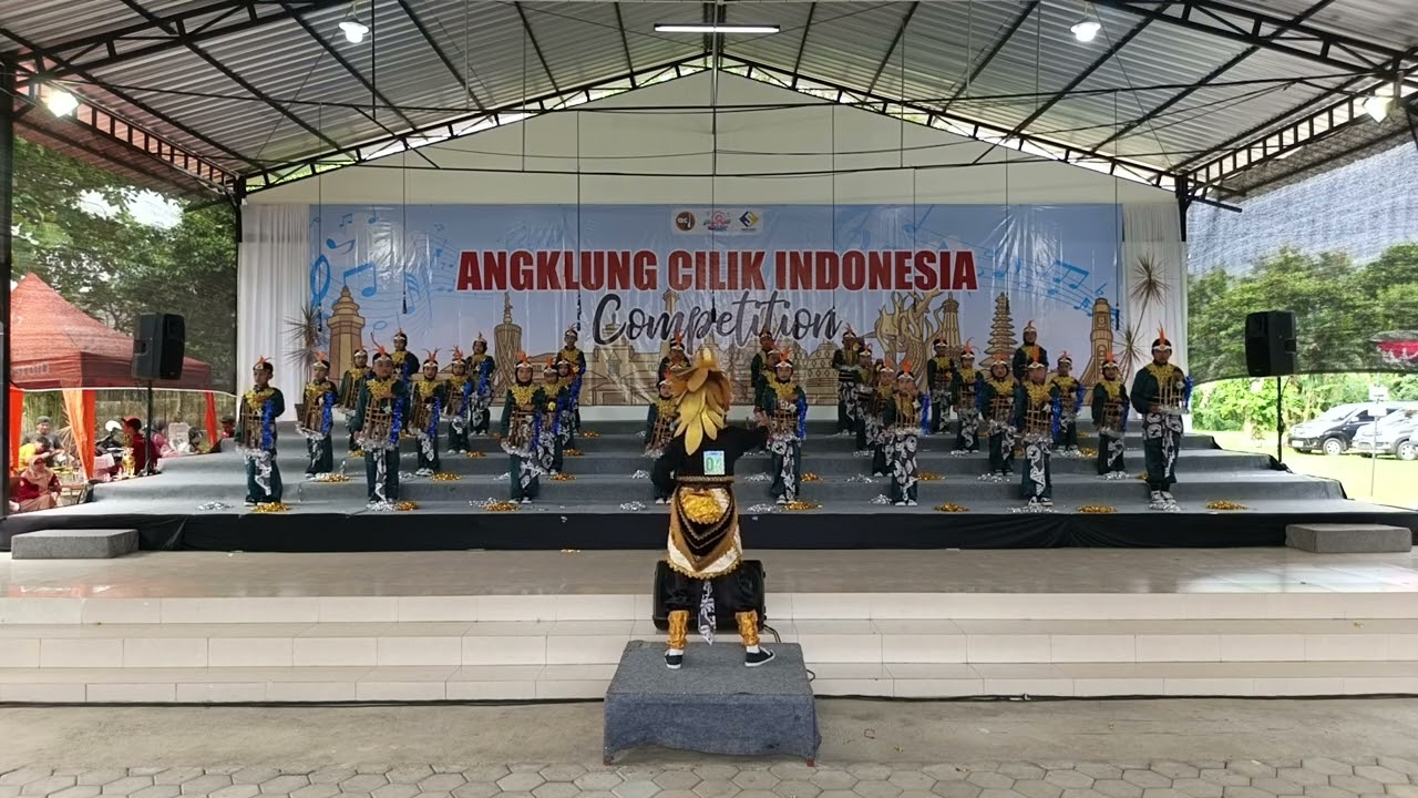 SD MUHAMMADIYAH MENGURI TIM I - ANGKLUNG CILIK INDONESIA 