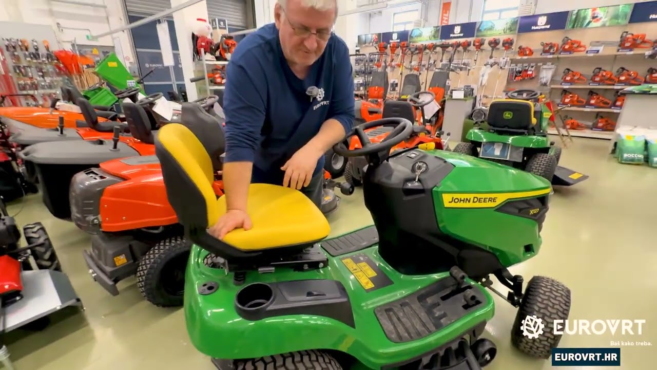 Predstavljanje John Deere traktorske kosilice x127