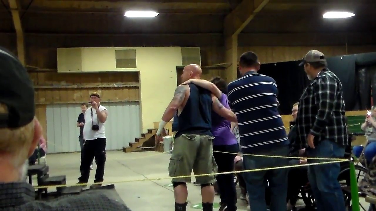 DERRICK KING vs BRANDON BAXTER NO DQ CCWA Wrestling