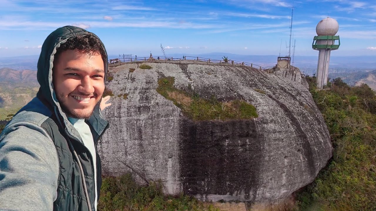 La Gigantesca Roca en Santiago de Cuba y su Misterioso Origen.