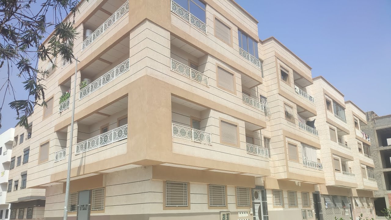 شقة في حد السوالم للبيع 35 مليون 65 متر طابق الثاني وسط المدينة 0601952948