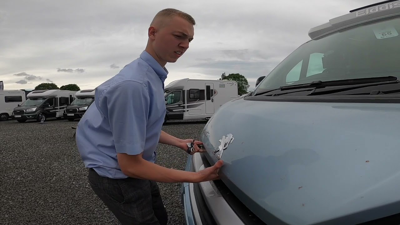 Elddis Signature 185 Handover