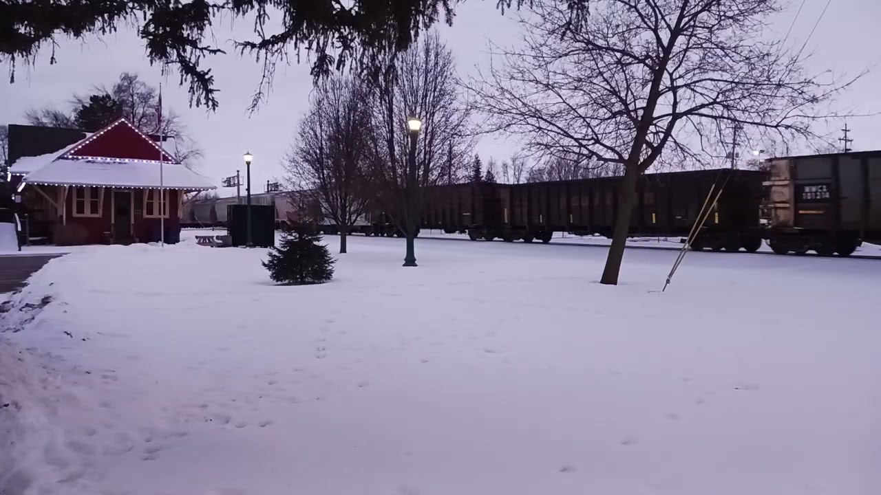 2/3/26 nb montrose mi depot gexr 3393 cfe 3486 with 120 cars 