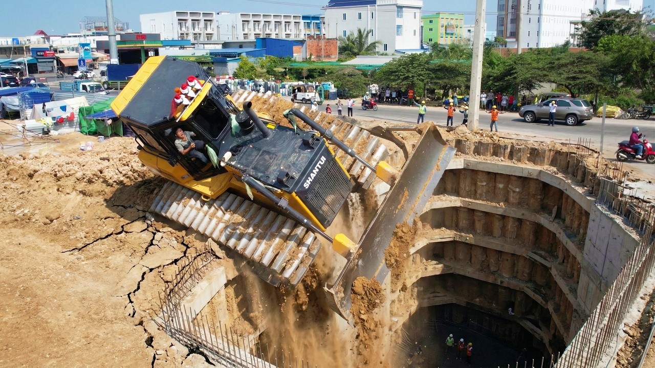 Be Careful! Driver Dozer Pushing Soil From Up To Side Down Meeting Bad Situation Almost Overturn