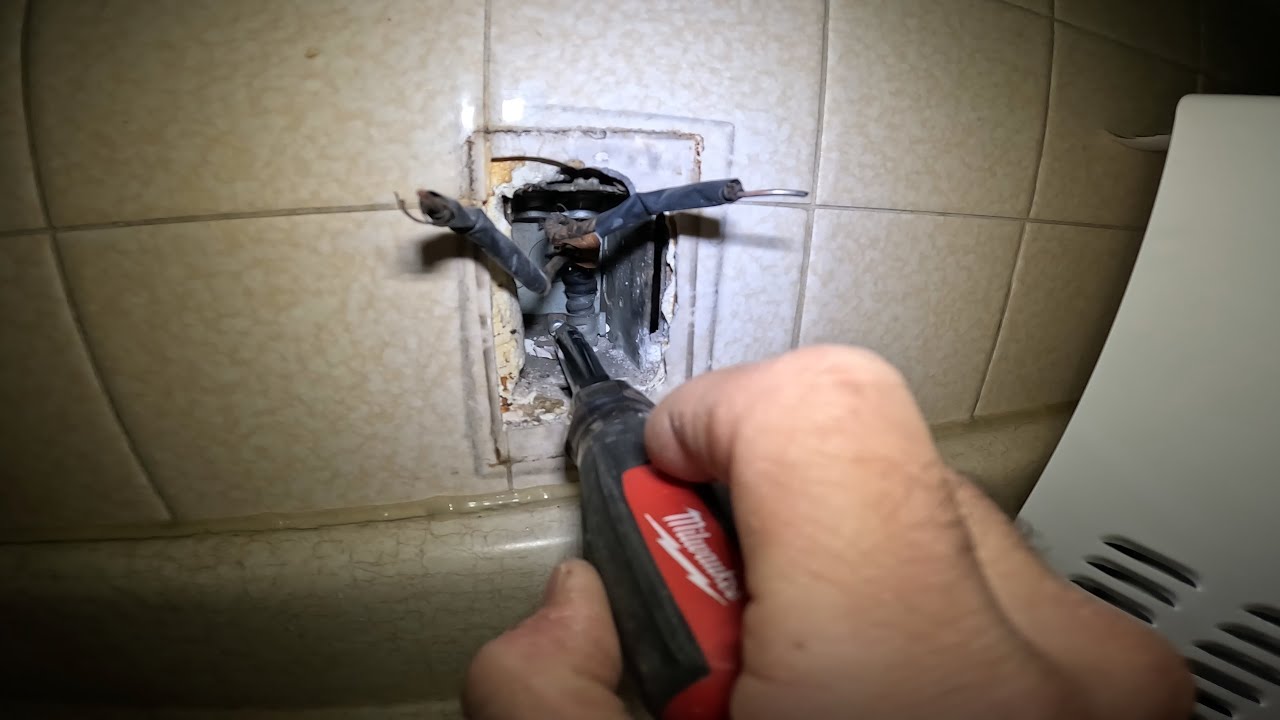 GFCI BUZZING/ Scary Dog/ Cloth Wiring