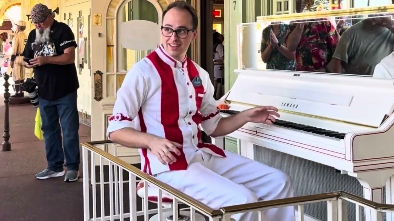 Grayson’s Piano Magic at Magic Kingdom | Honoring a Disney Legacy in 4K