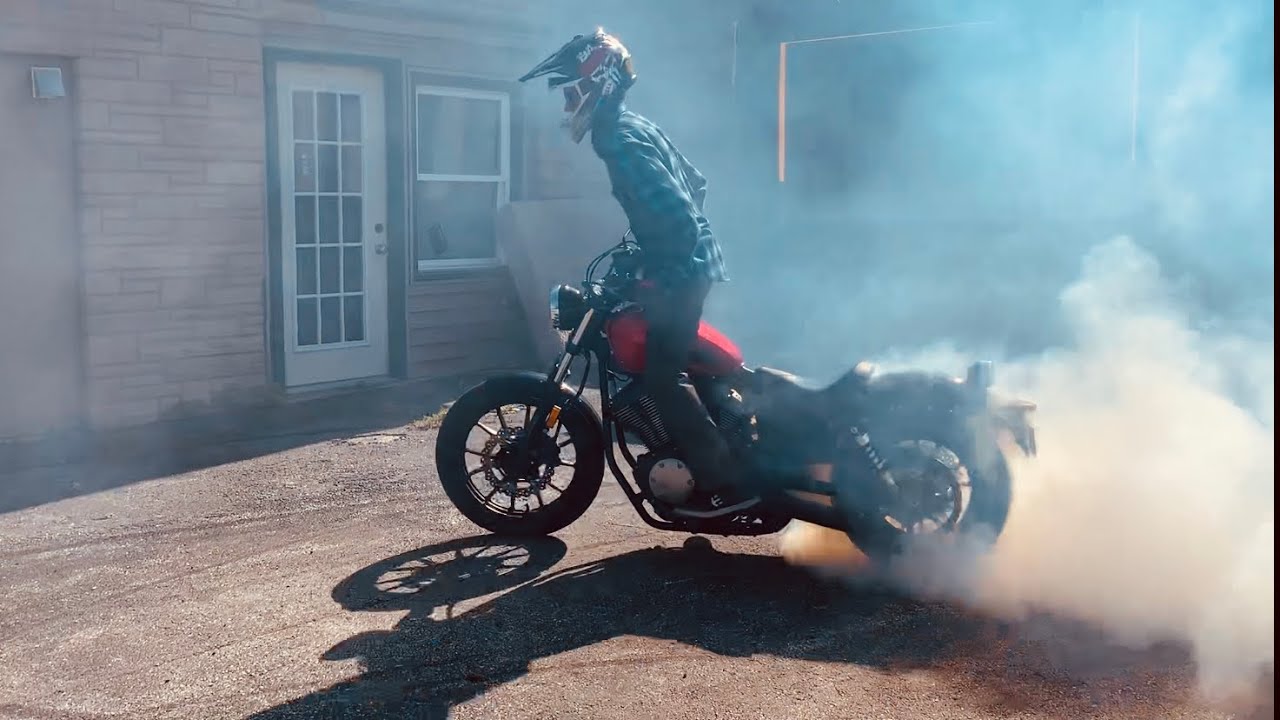 Yamaha Bolt burnout