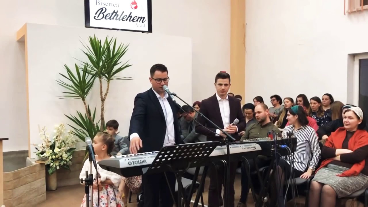 Cristi Boariu & Manu Negrea - La poarta cea frumoasă sta ologul / Osana cântă adunarea